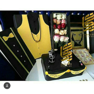 تابلو طلا چهره مهرزاد امیرخانی شاعر ٬ ترانه سرا و خواننده 